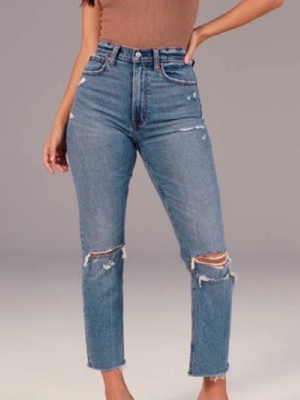 Abercrombie & Fitch The Ankle Straight Ultra High Rise Distressed Jeans 28/6S